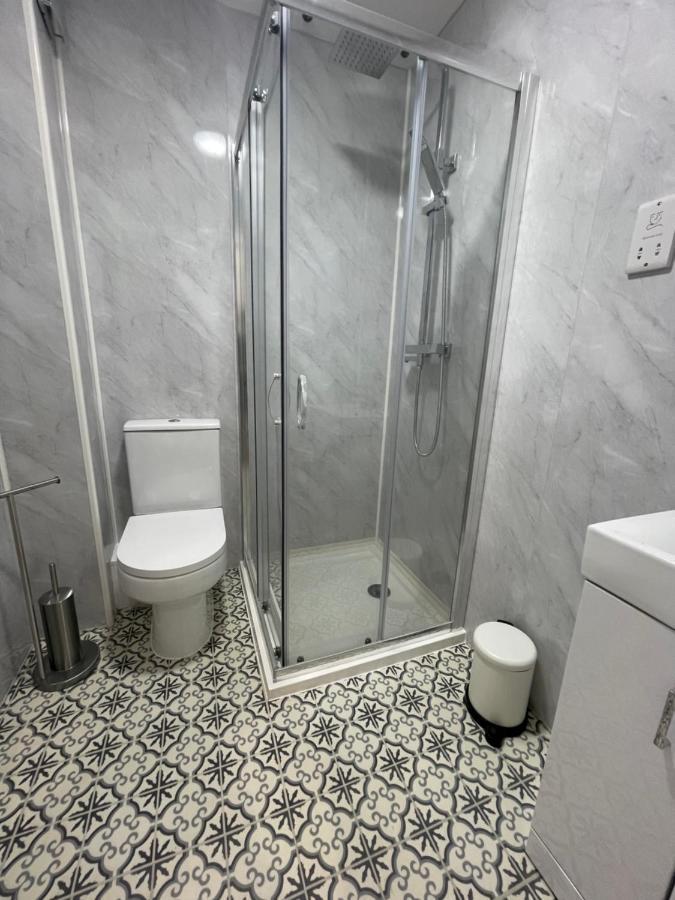 Riverside Premium Double Room Garden View E14 런던 외부 사진