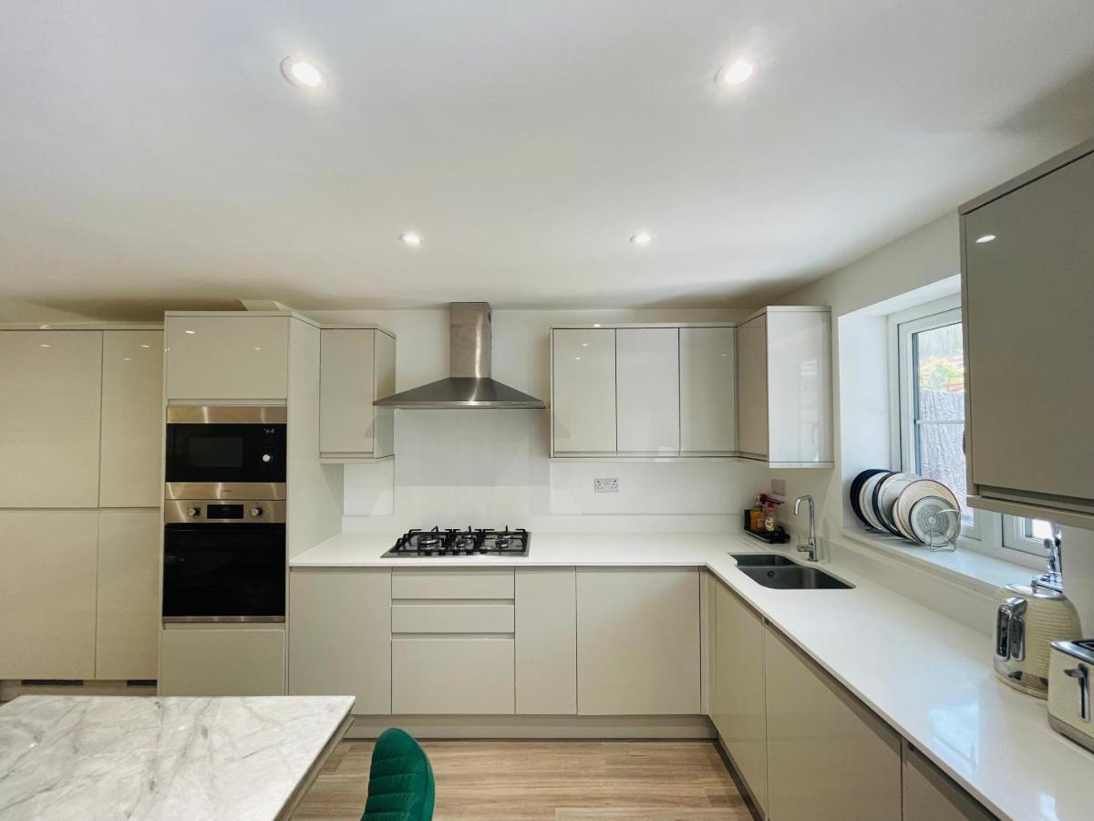 Riverside Premium Double Room Garden View E14 런던 외부 사진