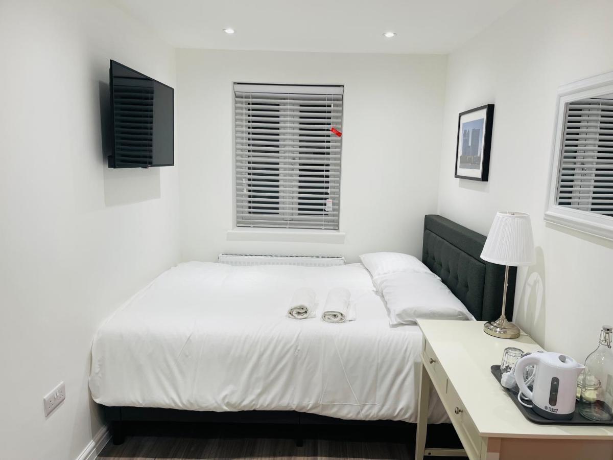 Riverside Premium Double Room Garden View E14 런던 외부 사진