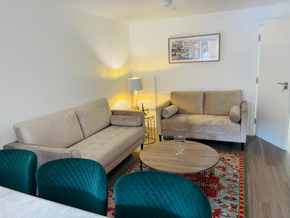 Riverside Premium Double Room Garden View E14 런던 외부 사진